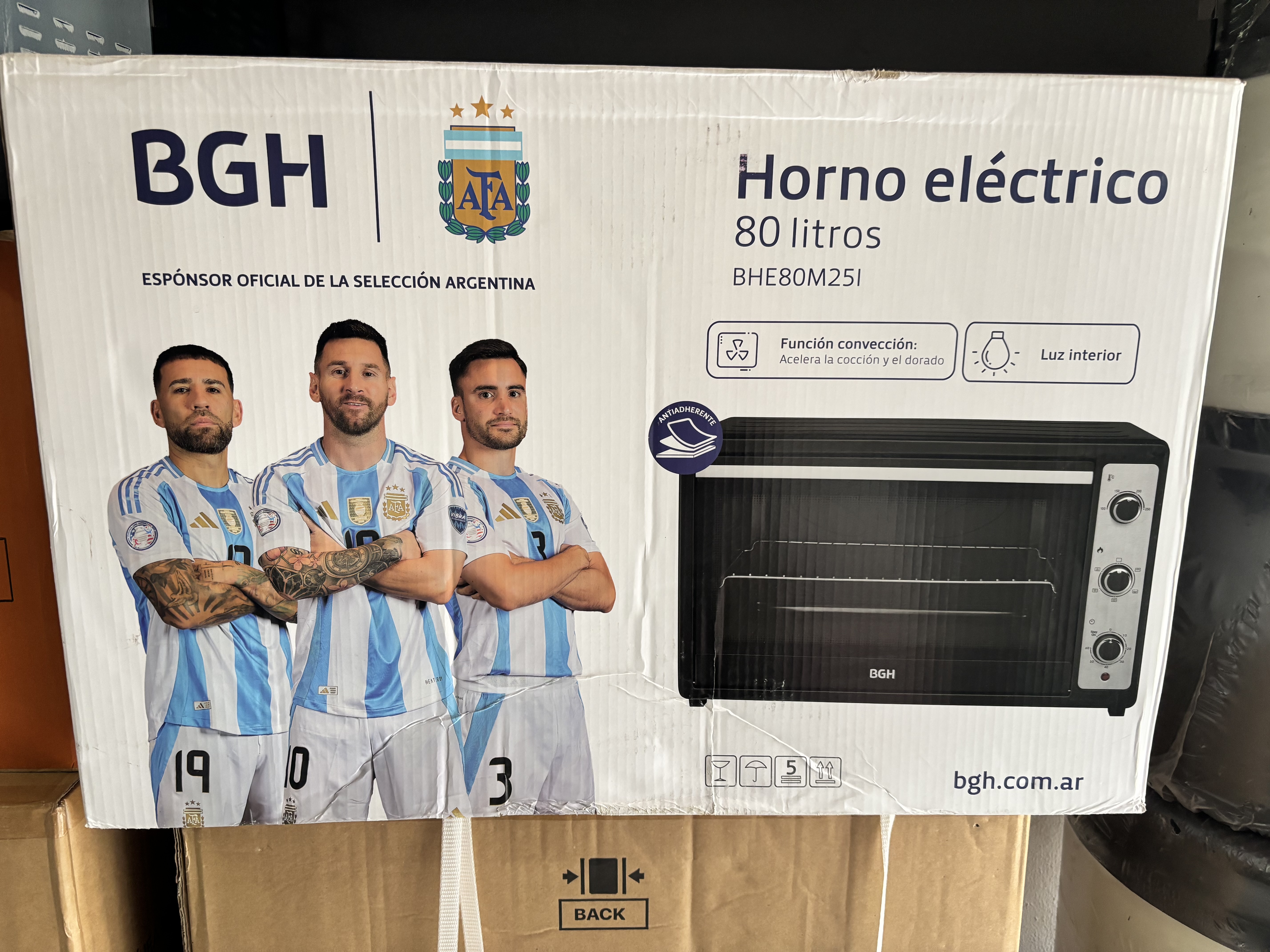 Horno Eléctrico BGH 80Lts BHE80M25I